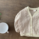 Twist Cardigan für Babys – Weicher Strick-Cardigan mit Zopfmuster