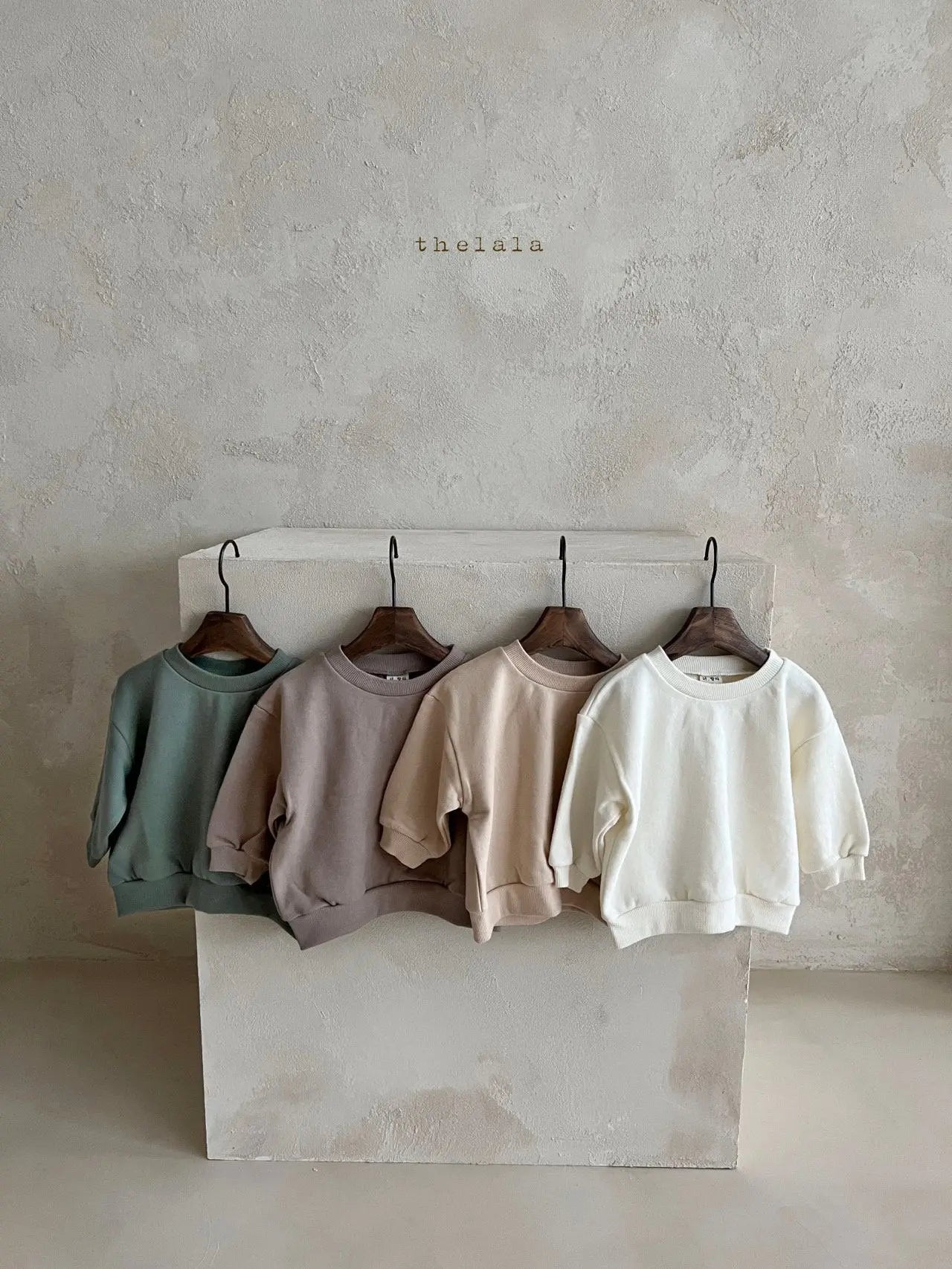 Mono Sweatshirt Lala