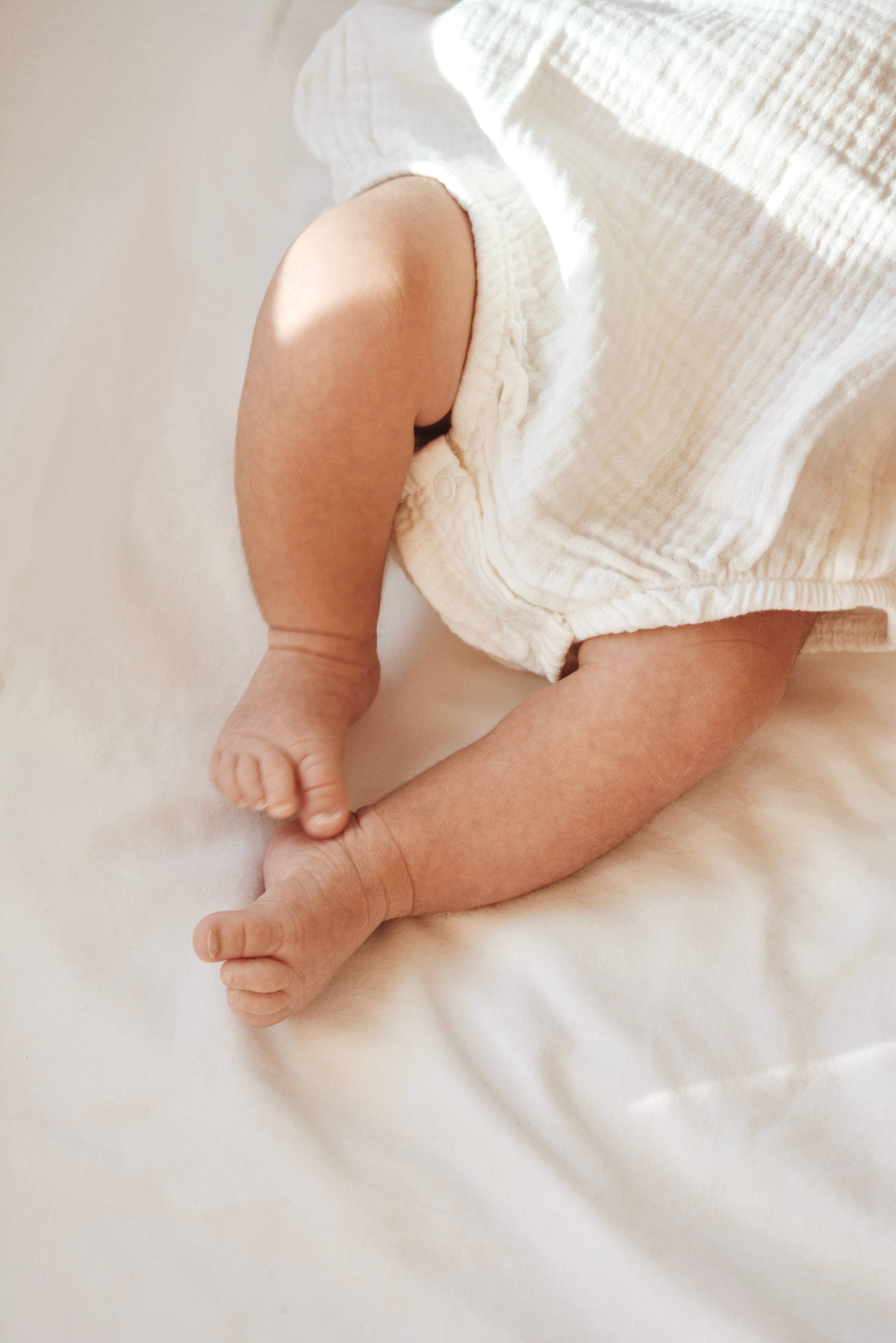Baby Sommeroverall aus 100% Baumwollmusselin - 18-24 Monate